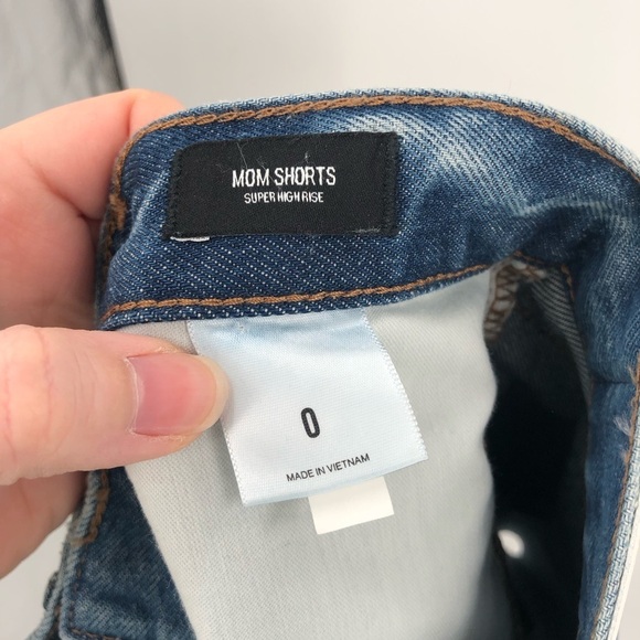 EXPRESS Mom Shorts Denim Jean Shorts Super High Rise Cut Off Distressed Ripped 0 - Picture 9 of 9